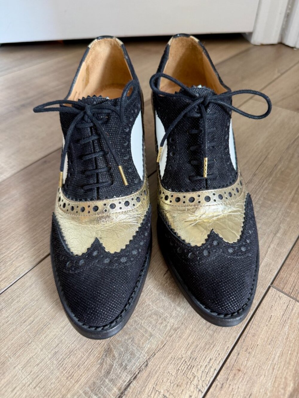 The Office of Angela Scott Oxford Lace-Up Midheel Pointed Toe Shoes Size 39/US 9 - Picture 3 of 7
